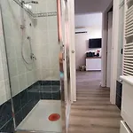 La Casa Di Perla Bilocale A 6 Kilometri Da Salo'