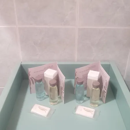 La Casa Di Perla Bilocale A 6 Kilometri Da Salo' *
