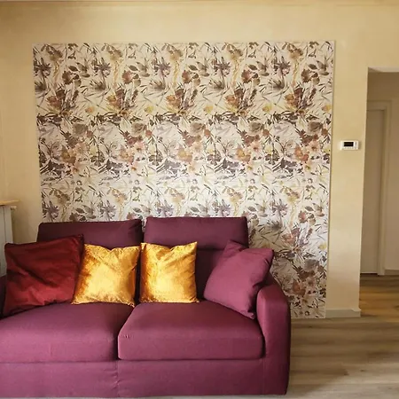 La Casa Di Perla Bilocale A 6 Kilometri Da Salo' Apartment *
